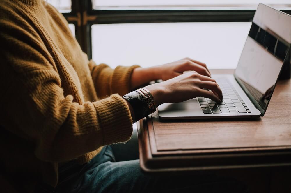 https://skruff.maklerdeluxe.de/wp-content/uploads/2020/01/christin-hume-505826-unsplash_klein.jpg